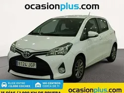 Blanco Usado 2015 Toyota Yaris Active Utilitario | 11.350 € (Precio justo)