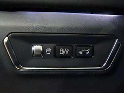 Negro Usado 2022 Lynk & Co 01 SUV | 22.490 € (Precio justo)