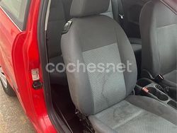 Rojo Usado 2005 Ford Focus Sport Berlina | 2500 € (Caro)