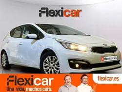 Blanco Usado 2016 Kia ProCeed Utilitario | 9790 € (Precio justo)