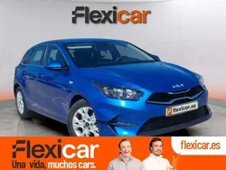 Amarillo Usado 2023 Kia Ceed Berlina | 16.990 €