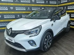 Usado 2023 Renault Captur Techno SUV | 24.000 €
