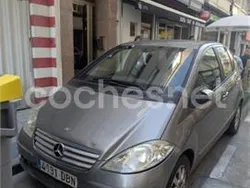 Gris / plata Usado 2004 Mercedes A180 Elegance Monovolumen | 5500 €