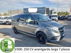 Gris / plata Usado 2022 Mercedes V300 Avantgarde Monovolumen | 67.000 € (Precio justo)