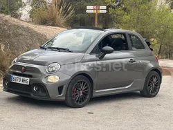 Gris / plata Usado 2023 Abarth 695C Descapotable | 24.900 € (Precio justo)