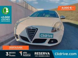 Blanco Usado 2011 Alfa Romeo Giulietta Distinctive Utilitario | 6790 € (Precio justo)