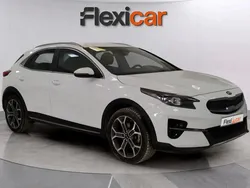 Blanco Usado 2021 Kia XCeed SUV | 13.990 € (Precio justo)