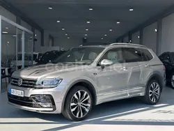 Gris / plata Usado 2021 VW Tiguan Allspace R-line SUV | 35.400 € (Precio justo)