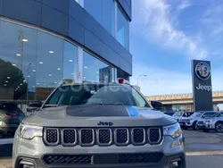 Blanco Usado 2023 Jeep Compass Trailhawk SUV | 31.900 € (Un poco caro)