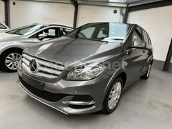 Beige Usado 2017 Mercedes B200 Monovolumen | 16.500 € (Precio justo)