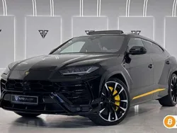 Negro Usado 2020 Lamborghini Urus SUV | 210.900 € (Un poco caro)