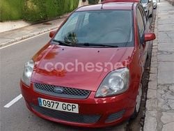 Rojo Usado 2008 Ford Fiesta Futura Utilitario | 3500 € (Precio justo)