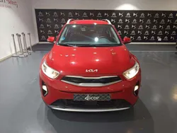 Rojo Usado 2024 Kia Stonic SUV | 17.900 € (Precio justo)