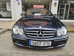 Gris / plata Usado 2007 Mercedes CLK220 Avantgarde Coupe | 5900 € (Precio justo)