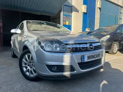 Gris / plata Usado 2005 Opel Astra Enjoy Berlina | 5290 € (Un poco caro)