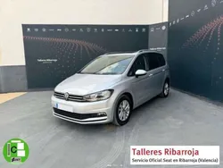 Plateado Usado 2020 VW Touran Advance Monovolumen | 25.990 € (Precio justo)