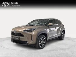 Marrón Usado 2024 Toyota Yaris Cross Active SUV | 26.900 € (Un poco caro)