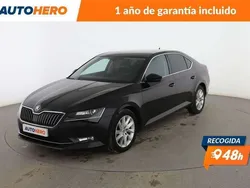 Negro Usado 2019 Skoda Superb Ambition Berlina | 17.999 € (Buen precio)