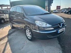 Gris / plata Usado 2011 Peugeot 807 Premium Monovolumen | 8990 € (Caro)