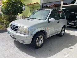 Gris / plata Usado 2005 Suzuki Grand Vitara SUV | 5990 € (Super precio)