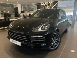 Negro Usado 2022 Porsche Cayenne SUV | 112.670 €