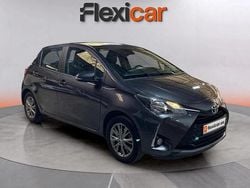 Gris Usado 2020 Toyota Yaris Active Utilitario | 10.990 € (Buen precio)