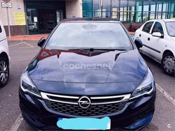 Azul Usado 2019 Opel Astra Dynamic Berlina | 11.000 € (Precio justo)