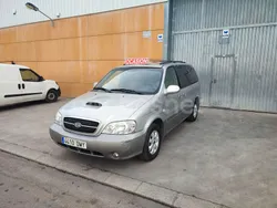 Gris / plata Usado 2005 Kia Carnival EX Monovolumen | 4000 € (Un poco caro)