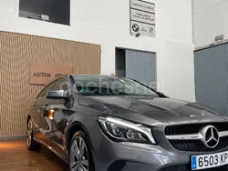 Gris / plata Usado 2018 Mercedes CLA200 Shooting Brake Familiar | 16.999 € (Precio justo)