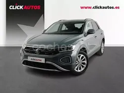 Azul Usado 2024 VW T-Roc Life SUV | 23.550 € (Precio justo)