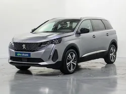 Gris Usado 2024 Peugeot 5008 Allure Monovolumen | 23.490 € (Precio justo)