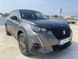 Gris Usado 2021 Peugeot 2008 Active SUV | 13.500 € (Precio justo)