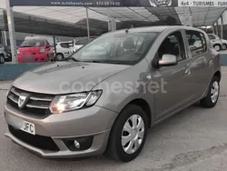 Beige Usado 2015 Dacia Sandero Lauréate Utilitario | 7300 € (Buen precio)