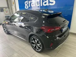 Negro Usado 2023 Ford Focus Active X Berlina | 21.995 € (Precio justo)