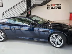 Azul Usado 2007 Aston Martin DB9 Coupe | 59.000 €