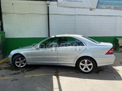 Gris / plata Usado 2007 Mercedes C220 Avantgarde Berlina | 8490 € (Precio justo)