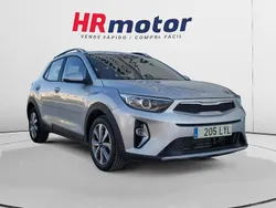 Gris Usado 2022 Kia Stonic SUV | 15.650 € (Precio justo)