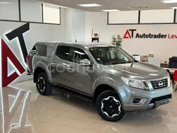 Gris / plata Usado 2019 Nissan Navara Tekna Recogida | 29.999 € (Buen precio)