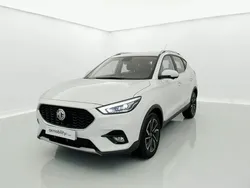 Dover blanco Usado 2023 MG ZS Luxury Berlina | 16.100 € (Precio justo)