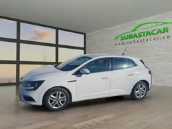 Blanco Usado 2020 Renault Mégane IV Business | 12.750 € (Precio justo)