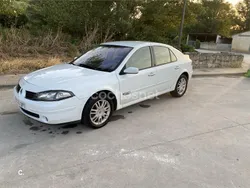 Blanco Usado 2005 Renault Laguna II Expression Berlina | 1700 € (Un poco caro)