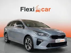Gris Usado 2021 Kia Ceed Berlina | 16.790 € (Precio justo)