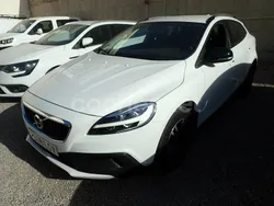 Blanco Usado 2019 Volvo V40 CC Familiar | 17.300 € (Precio justo)