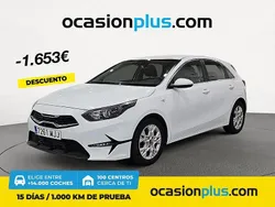 Blanco Usado 2023 Kia Ceed Berlina | 18.190 € (Precio justo)