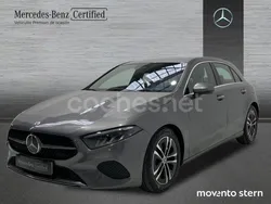 Gris / plata Usado 2024 Mercedes A180 Berlina | 29.800 € (Buen precio)