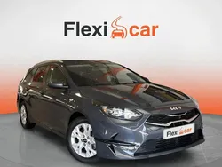Gris Usado 2022 Kia Ceed Familiar | 12.190 € (Super precio)