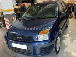 Azul Usado 2010 Ford Fusion Ambiente Berlina | 4400 € (Precio justo)