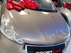 Usado 2013 Peugeot 208 Active Utilitario | 9000 €