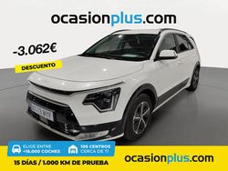 Blanco Usado 2025 Kia Niro SUV | 25.000 € (Precio justo)