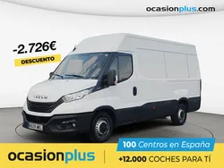 Blanco Usado 2023 Iveco Daily Berlina | 28.300 € (Buen precio)